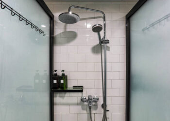 Bahaya Mandi Malam Hari – MADANIACOID