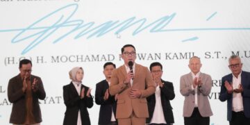 Perbaikan Jalan Masih Wacana, Ridwan Kamil Janji Naikan Anggaran Infrastruktur