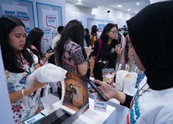 Selenggarakan Event Serba Lokal Fest, KAI Promosikan UMKM melalui Sinergi BUMN