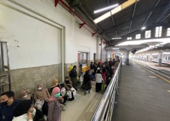 1 Juni 2023 Gapeka Baru Mulai Berlaku, Berikut Daftar Perjalanan KAI Commuter Wilayah 2 Bandung
