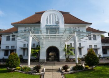 Rombak Direksi Bio Farma, Erick Tunjuk Shadiq Akasya Jadi Direktur Utama