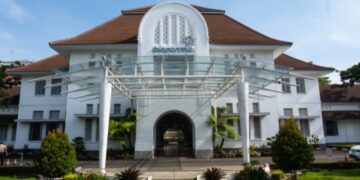 Rombak Direksi Bio Farma, Erick Tunjuk Shadiq Akasya Jadi Direktur Utama