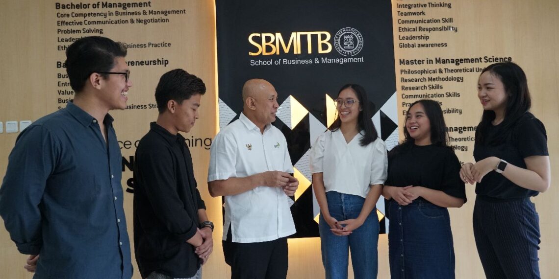 Teten Masduki : Saatnya Indonesia Beralih Dari Kapitalisasi Ke Industrialisasi