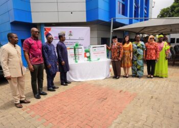 Bio Farma Serah Terimakan Hibah Vaksin Pentavalen ke Nigeria