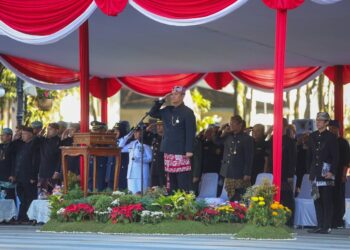 Ema Sumarna : Kota Bandung Miniatur Republik Indonesia