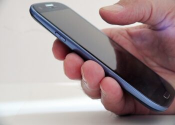 Jangan Khawatir ! Inilah 7 Tips Mengatasi HP Lemot