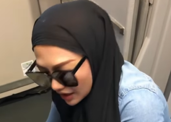 Make Up Artist Tangani Lahiran di Pesawat