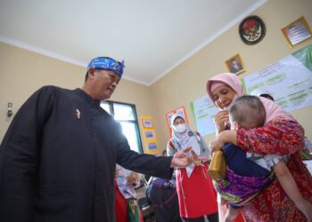 Ketua TP PKK Jabar Puji Penanganan Stunting dan ODF di Kelurahan Antapani Kulon