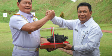 Panglima AB Australia Apresiasi Kemajuan Alutsista TNI Produksi Dalam Negeri