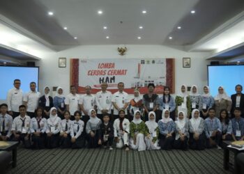 Bertarung Sengit, SMPN 12 Bandung Berhasil Juarai Lomba Cerdas Cermat HAM