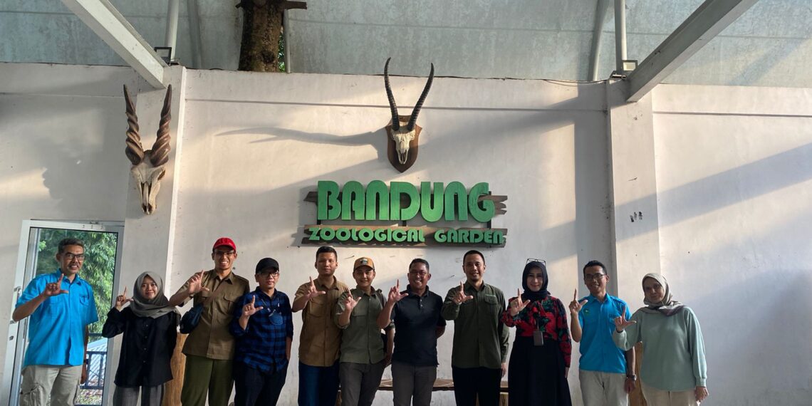 Pastikan Kesejahteraan Satwa Tak Terancam, Tim Dit. KKHSG Sambangi Bandung zoo