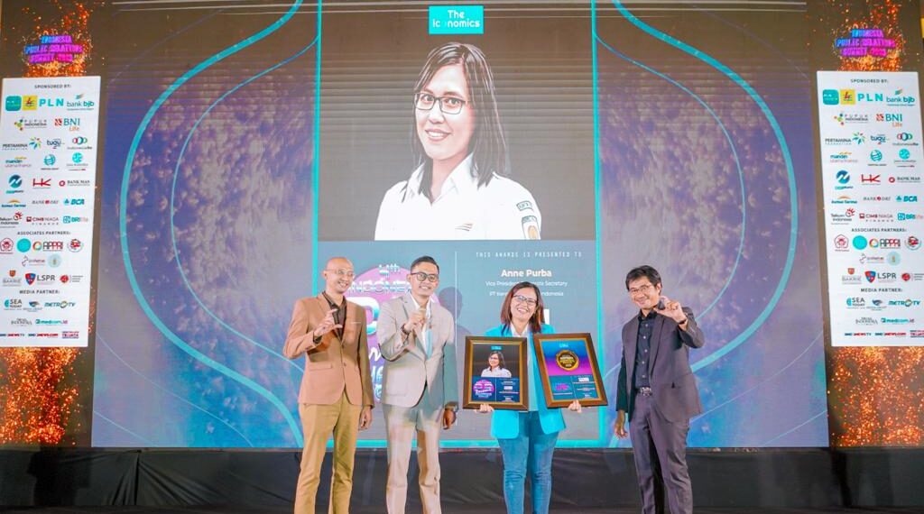 Anne Purba Raih Penghargaan Public Relations Persons Awars 2023
