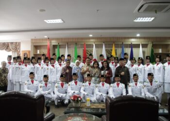 Temui Paskibraka Jawa Barat, Ini Harapan Ketua DPRD Jabar