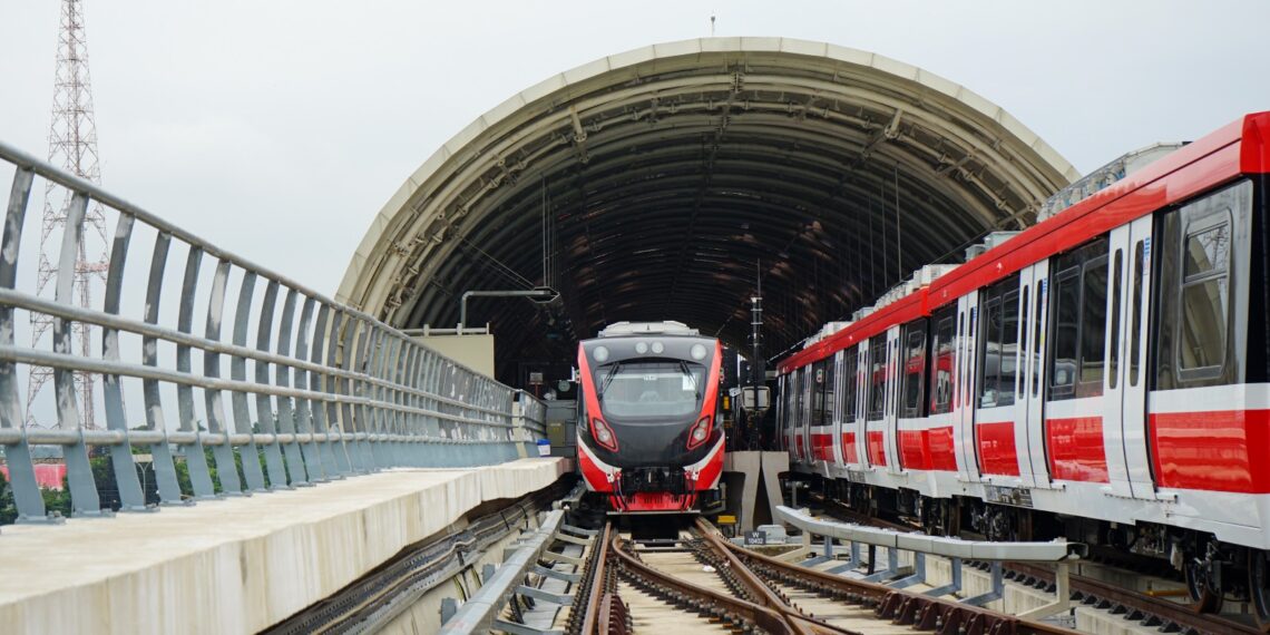 LRT Jabodebek Siap Beroperasi, Berikut Panduan Lengkap Cara Naiknya