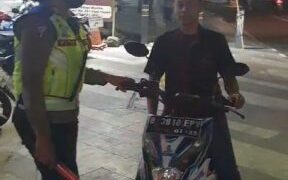 Dapatkan Adanya Pengaduan Melawan Arus, Kasatlantas Polres Metro Depok Kompol Multazam : Jadikan Keselamatan Sebagai Kebutuhan