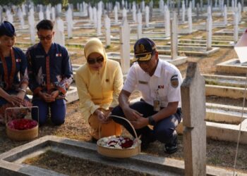 HUT ke-78, KAI Gelar Tabur Bunga di TMP Cikutra
