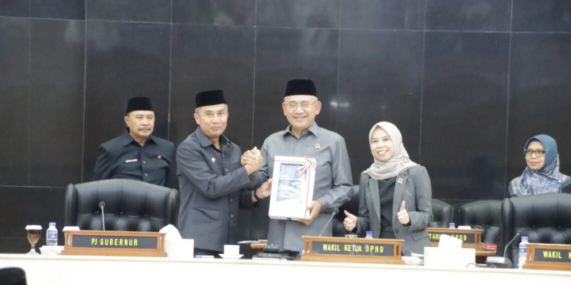Bahas Penyampaian Nota Gubernur, DPRD Jabar Gelar Rapat Paripurna