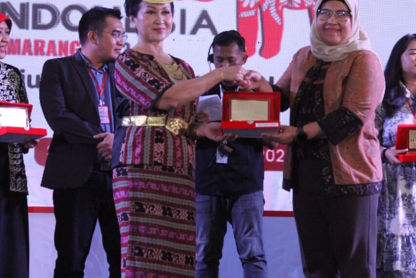 ITB Raih PERHUMAS PR EXCELLENCE Award 2023 Kategori ESG