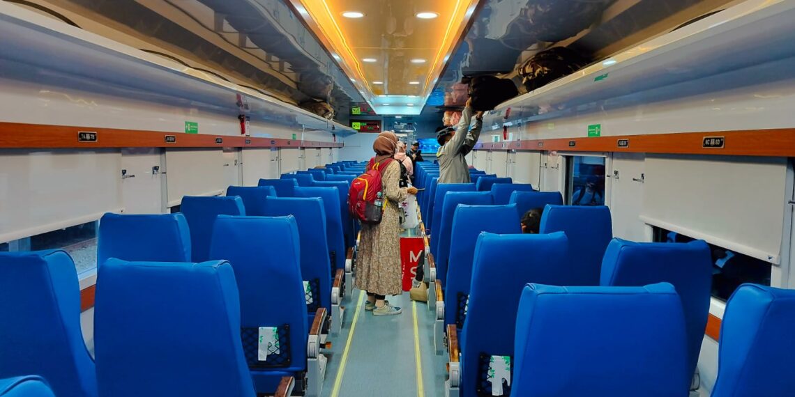 Kereta Ekonomi New Generation Mulai Beroperasi di KA Jayabaya
