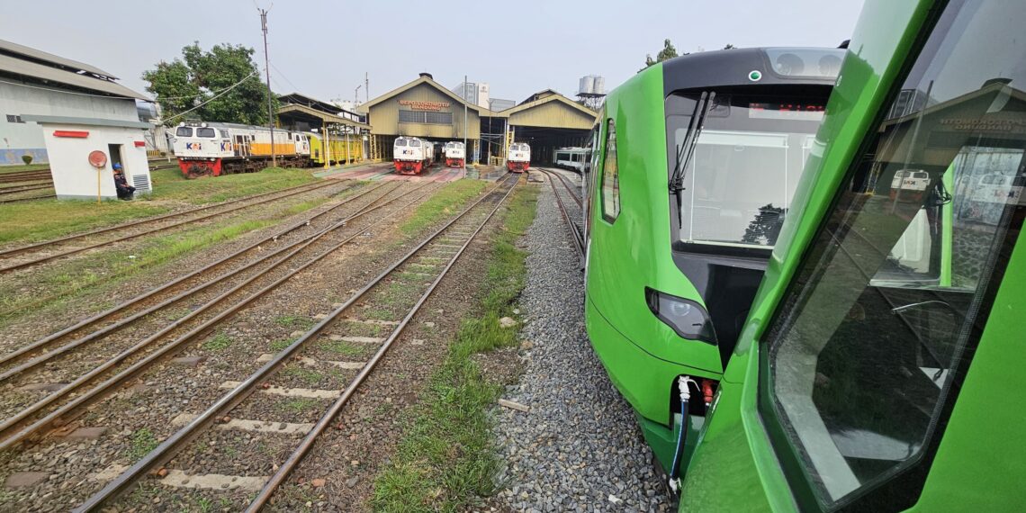 Dukung Konektivitas Kereta Cepat, Daop 2 Siapkan KA Feeder