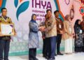 Bio Farma Raih Best Corporate Achievement on Halal Innovation