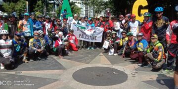 Ratusan Pesepeda Bandung Raya Gelar Gowes Bareng Peduli Palestina