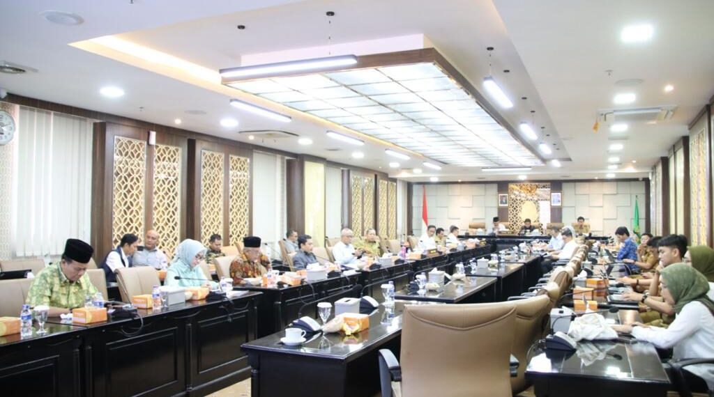 DPRD Jabar Sempurnakan Raperda APBD 2024