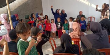 Tia Fitriani Anggota DPRD Jabar Menyapa Warga Kampung Cijagra Desa Bojongsoang, Warga Antusias