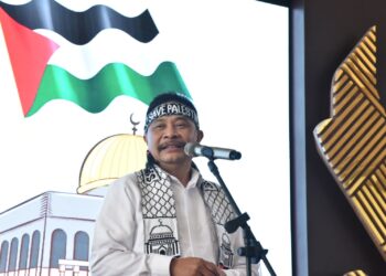 Sekretaris DPRD Provinsi Jawa Barat,H.Barnas Adjidin.