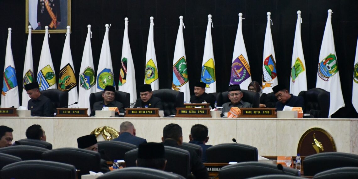DPRD Jawa Barat Setujui 9 Raperda Masuk dalam Propemperda 2024