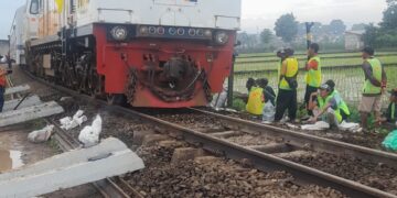Evakuasi eks KA Turangga dan Commuterline Berhasil Dilakukan, Perjalanan Kereta Kembali Normal