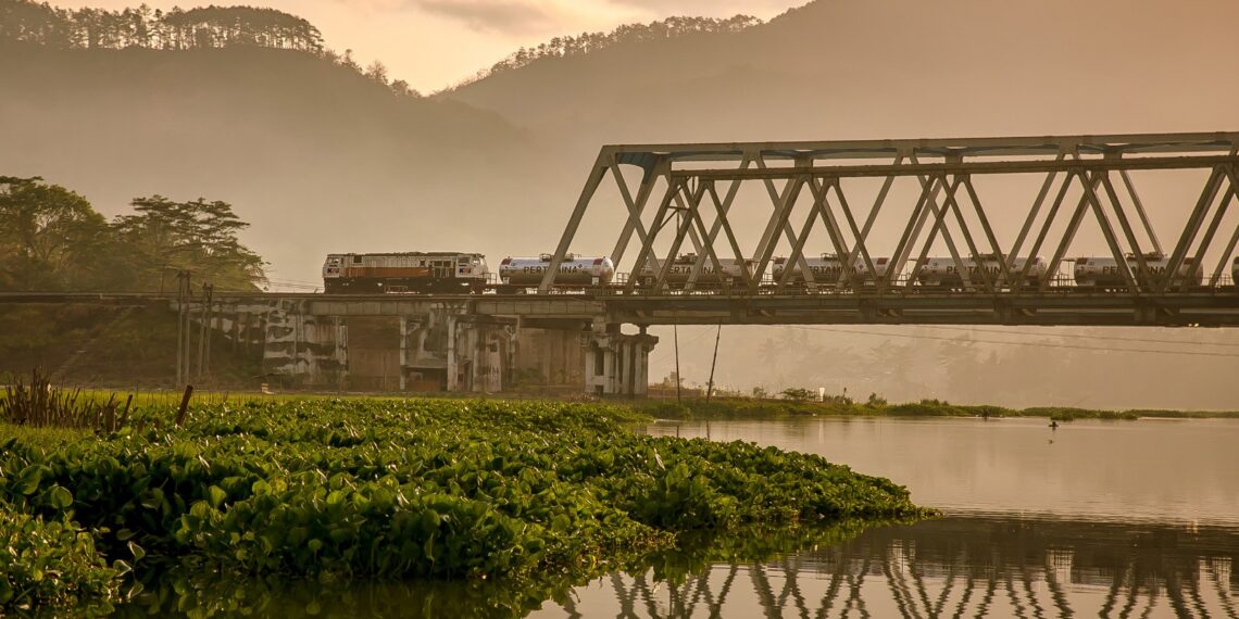 Angkut 63 Juta Ton Barang Selama 2023, Kinerja Angkutan Barang KAI Terus Meningkat