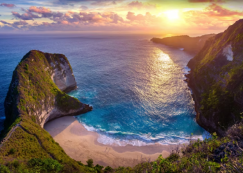 6 Tempat Wisata Jawa Barat Terpopuler, Wajib Masuk List Liburan Tahun in!