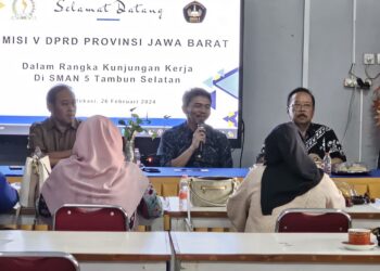 DPRD Jabar Minta SMAN 5 Tambun Selatan Maksimalkan Sarpras yang Ada
