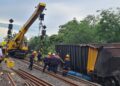 Pemasangan Girder Fly Over Bantaian Roboh di Jalur KA Gunung Megang – Penanggiran, KAI Ingatkan Stakehoders Tingkatkan Keselamatan