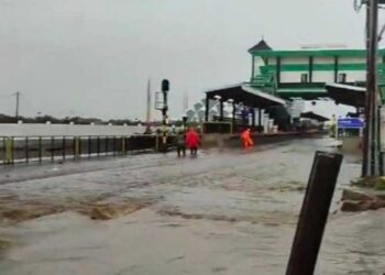 Jalur Rel Stasiun Cimekar Sempat Terendam Air, Daop 2 Bandung Minta Maaf