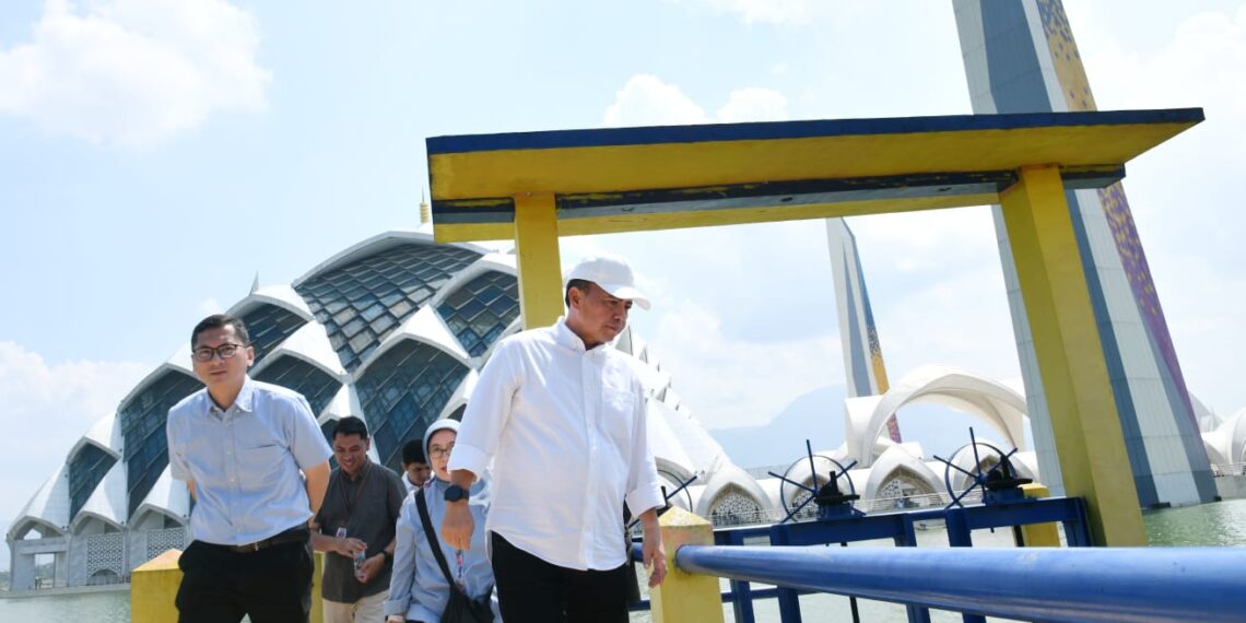 Sekda Herman Suryatman: Pengelolaan Masjid Raya Al Jabbar Dievaluasi Menyeluruh