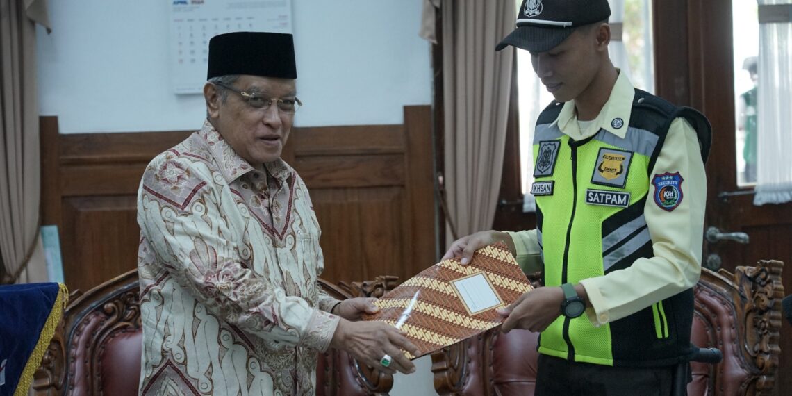 Komut KAI Apresiasi Kinerja Keamanan KAI Pada Masa Angkutan Lebaran 2024