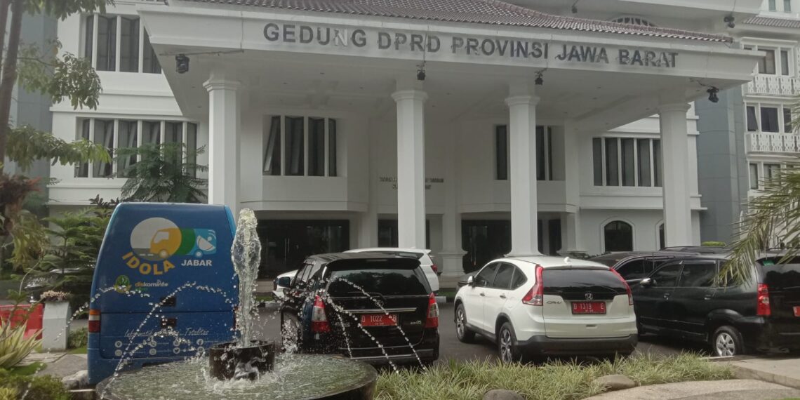 Sayembara Kucing Dimaksudkan Untuk Merelokasi