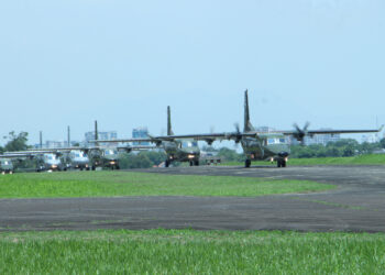 Meriah! Berikut Aksi Pesawat TNI Produksi PTDI  di Perayaan HUT ke79 TNI