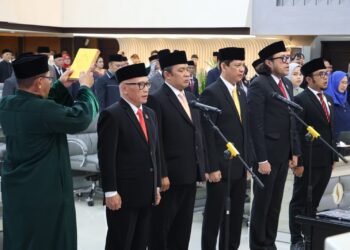 Rapat Paripurna Pengucapan Sumpah atau Janji Pimpinan DPRD Jawa Barat Periode 2024-2029