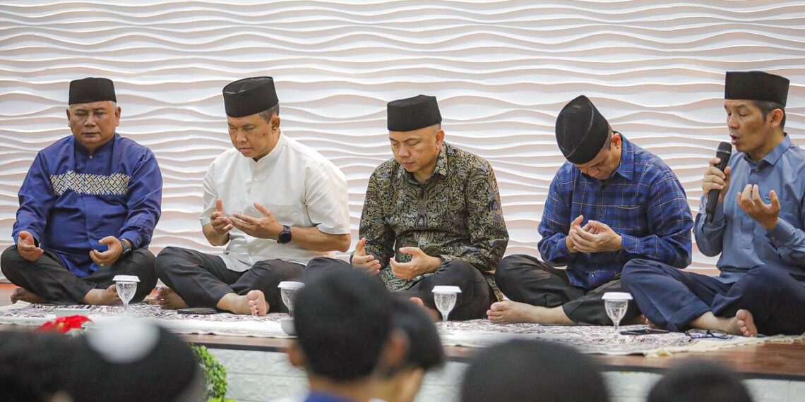 Jumat Berkah, Pj Wali Kota Ngaji dan Doa Bersama Anak Yatim di Cibeunying Kaler