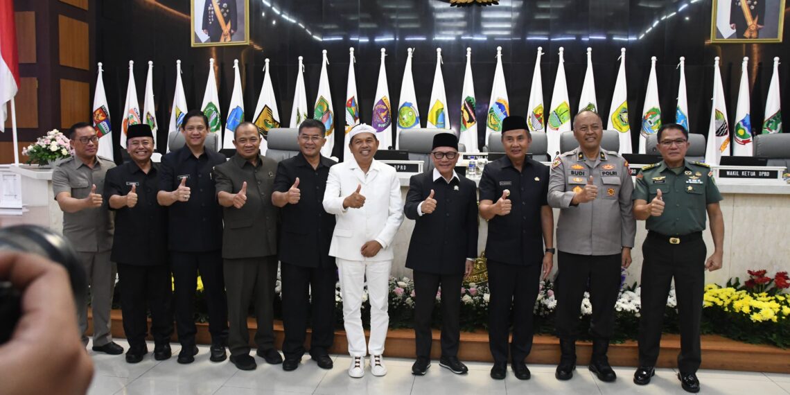 DPRD Jabar Gelar Rapat Paripurna Penetapan Cagub dan Cawagub Jawa Barat Terpilih
