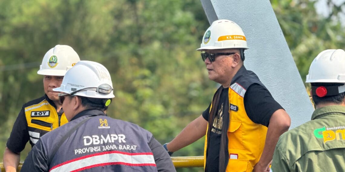 DBMPR Jabar Tanggap Darurat Tangani Jembatan Cipager yang Tergerus Banjir Bandang