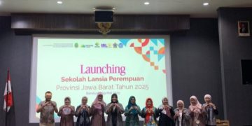 Jabar Resmi Luncurkan Sekolah Lansia Perempuan
